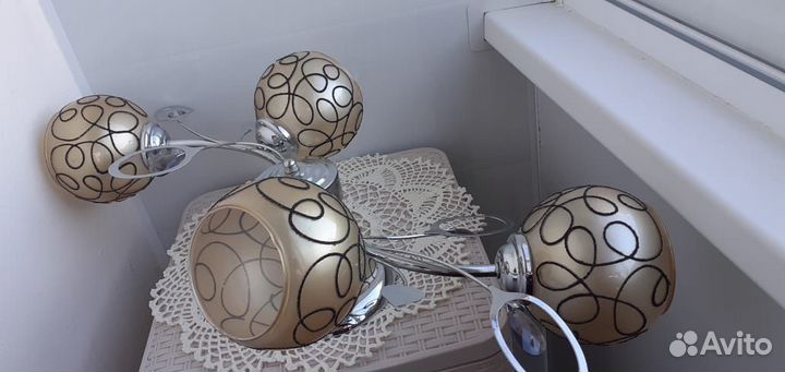 Люстра потолочная 4 плафона