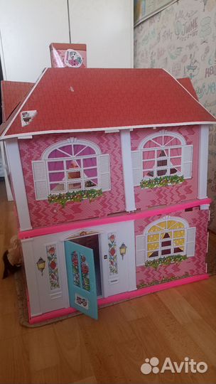 Домик кукольный