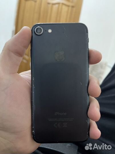 iPhone 7, 32 ГБ