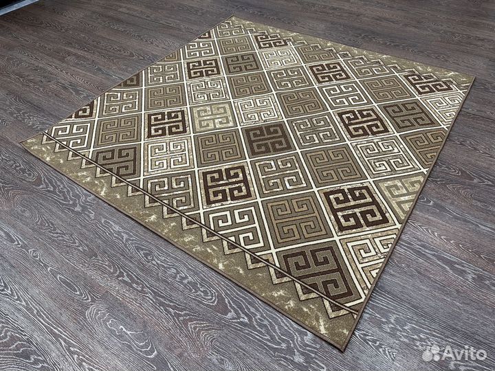 Палас 2х2 м новый