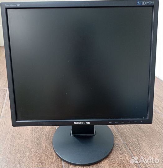 Монитор ЖК 19