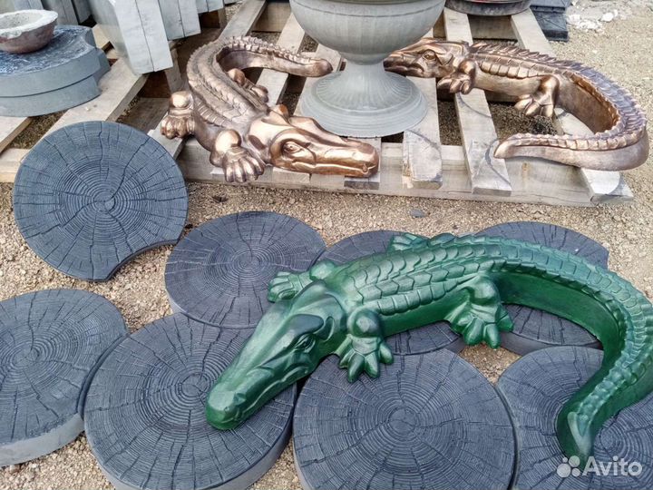 Садовые фигурки из бетона