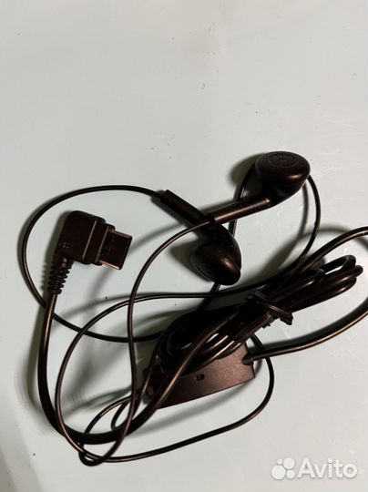 Наушники для телефона