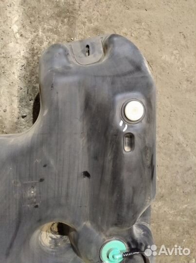Бак топливный Renault Logan 2011