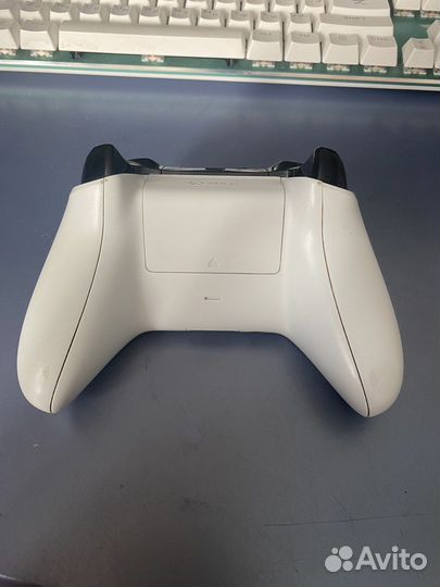 Джойстик на xbox one s