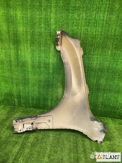 Крыло переднее правое suzuki escudo