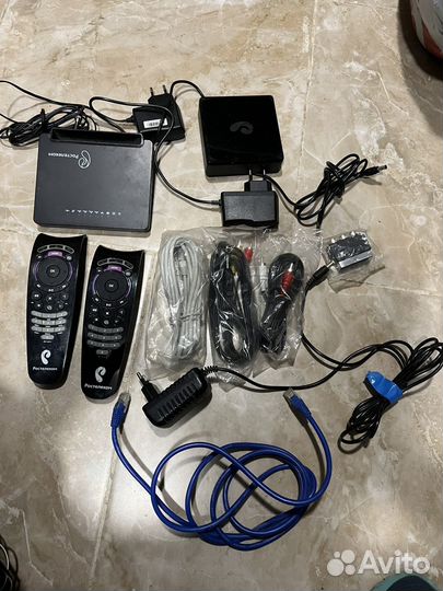 TV приставка и роутер