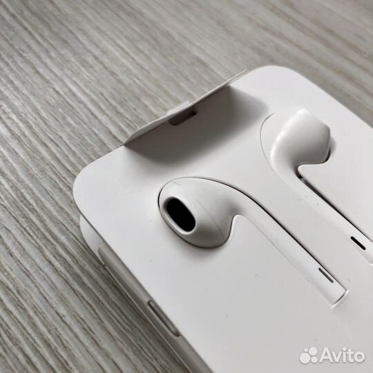 Наушники Apple EarPods Lighting Оригинал