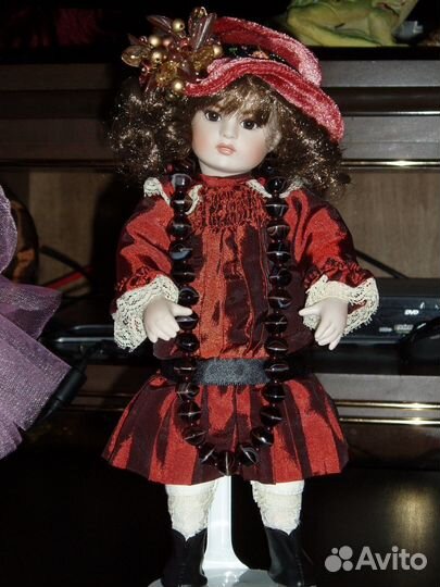 Фарфоровая коллекционная кукла от Marie Osmond