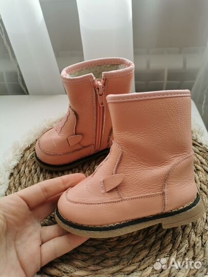 Ботинки 13.5см в идеале угги