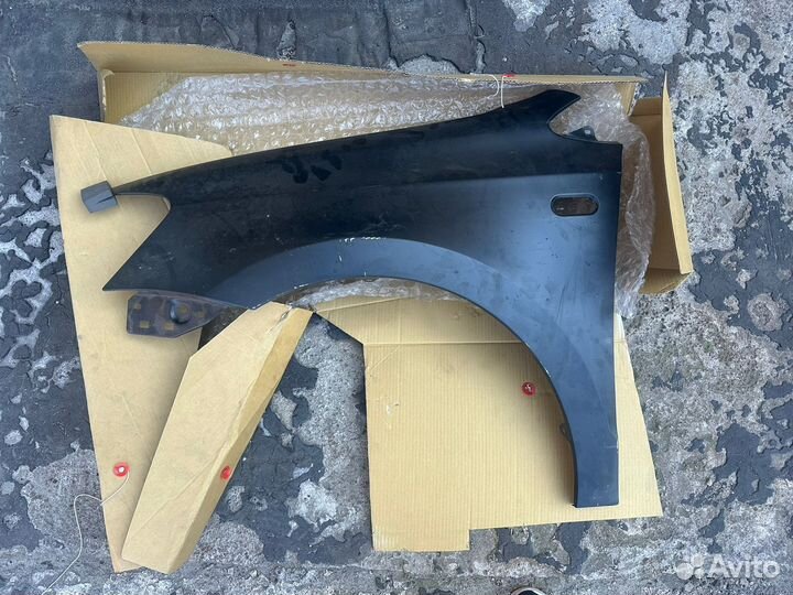 Volkswagen polo крыло переднее левое