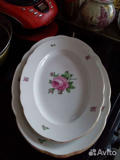 Тарелки, блюда большие, селедочницы