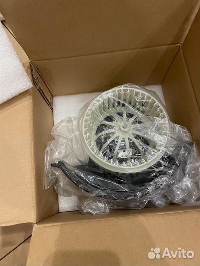 Моторчик отопителя VAG