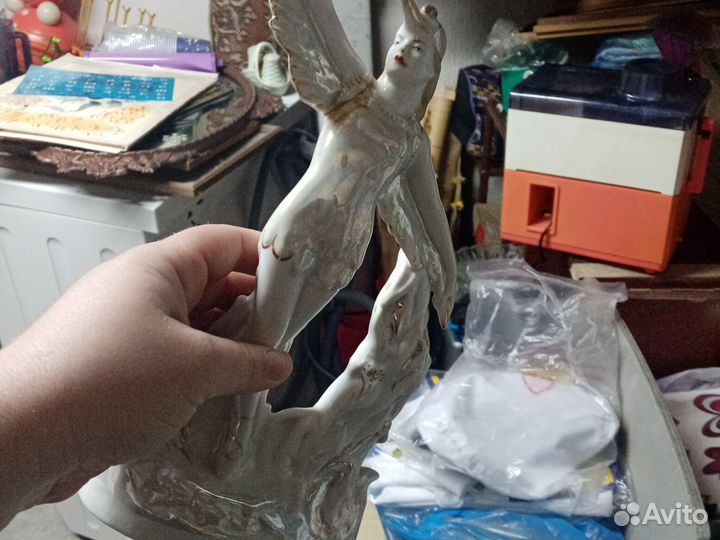 Фарфоровые статуэтки