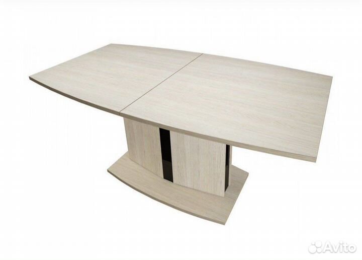 Стол обеденный