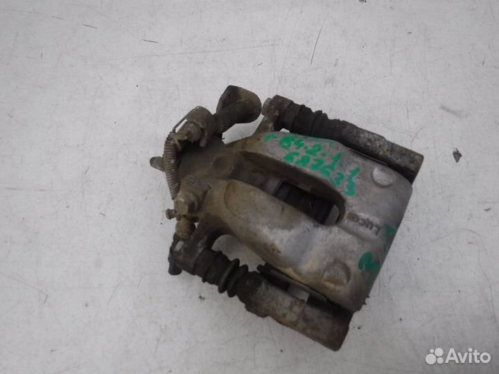 Суппорт тормозной задний левый Opel Astra H 2004