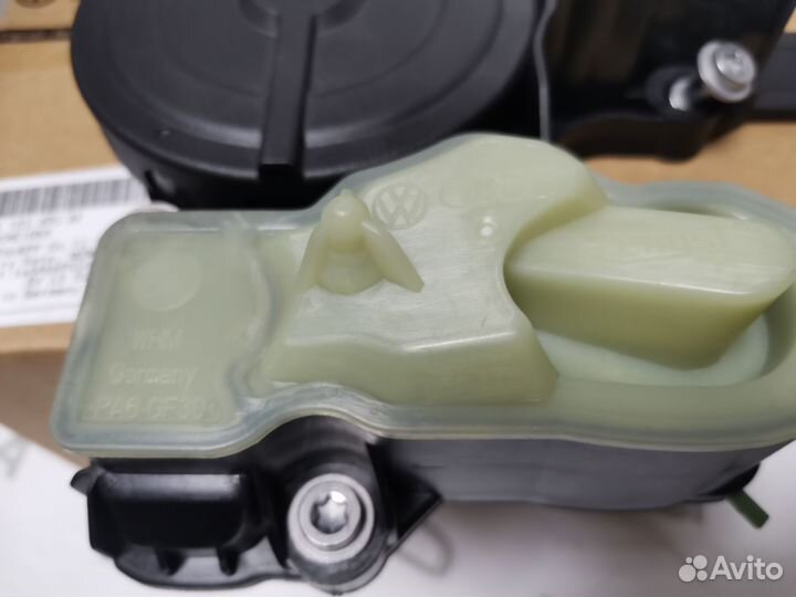 Маслоотделитель VAG 1.8-2.0 TSi 06K103495AF