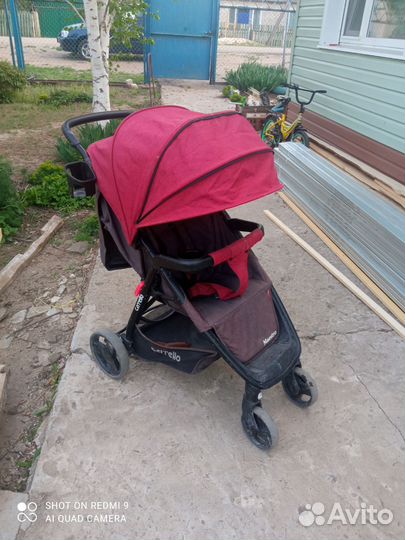 Прогулочная коляска