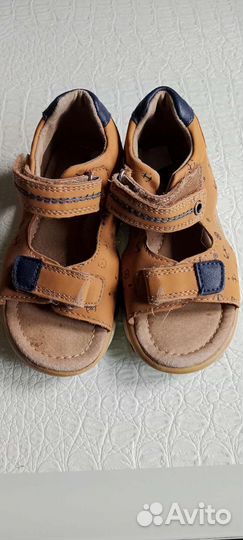 Сандалии размер 26