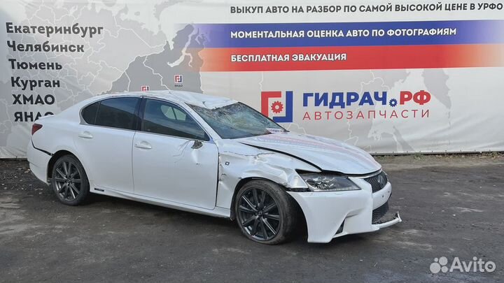 Фонарь задний наружный левый Lexus GS450h (L10) 81561-30C80