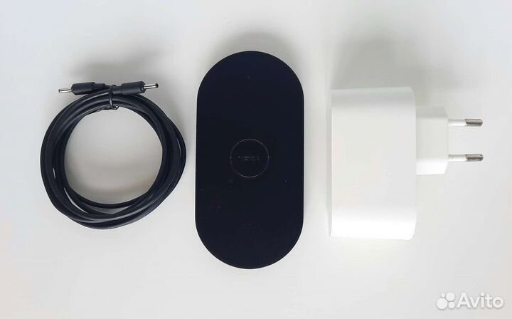 Беспроводная зарядка Qi для Android и iPhone