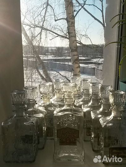 Бутылки пустые стекло