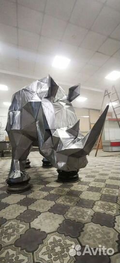 Полигональные фигуры из металл