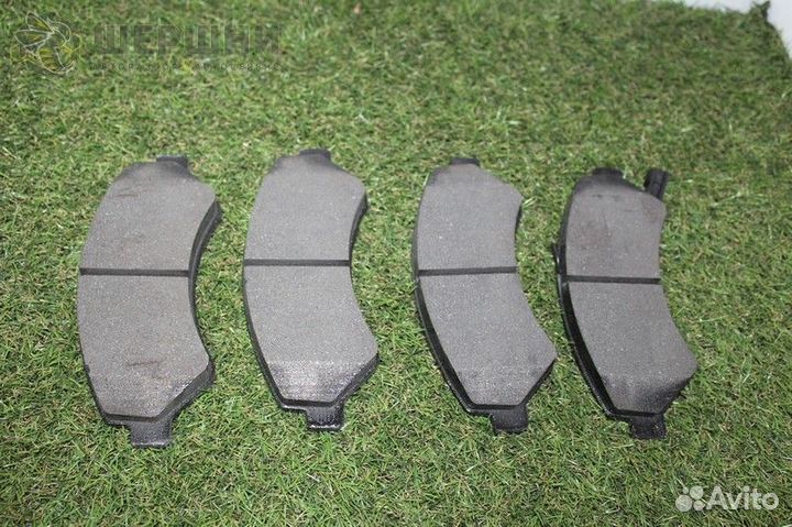 Колодки тормозные передний Boxer R16 (P61093)