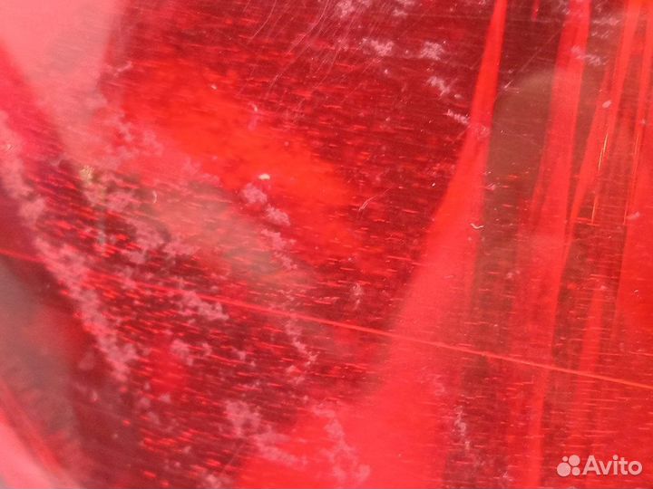 Фонарь задний для Nissan Navara (D40) 26550EB38B