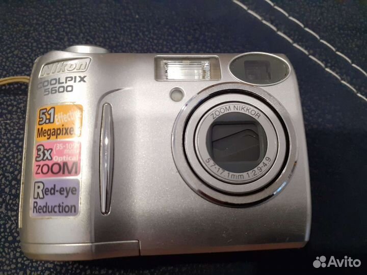 Компактный фотоаппарат nikon