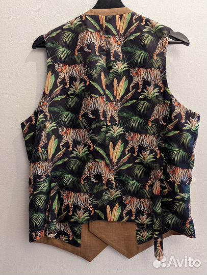 Жилет мужской костюмный нарядный