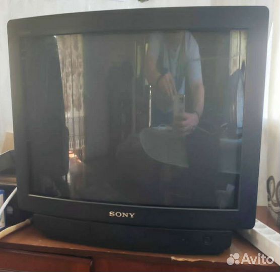 Телевизор Sony trinitron 59 дюймов