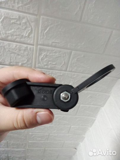 Студийный микрофон Rode nt-1000