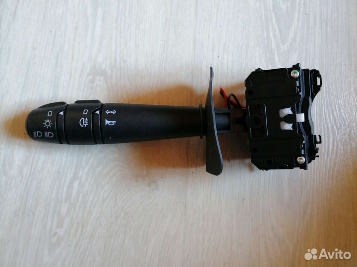 Переключатель поворота, сигнал Ларгус