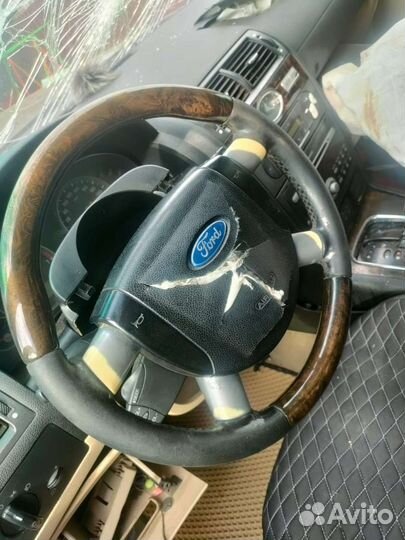 Бежевые кожаные сиденья Мондео 3