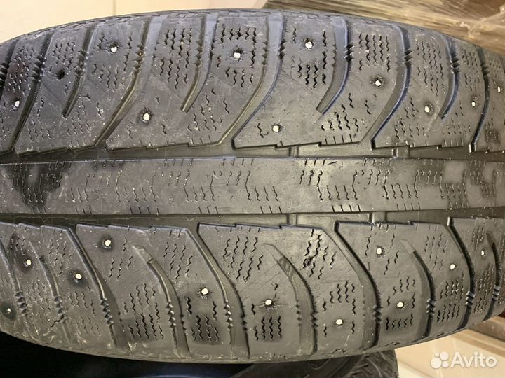 Bridgestone Ice Cruiser 7000 225/60 R17