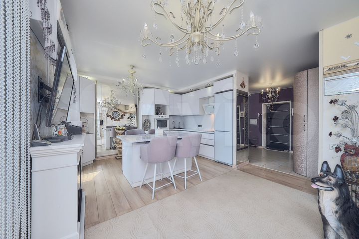 4-к. квартира, 125 м², 14/16 эт.