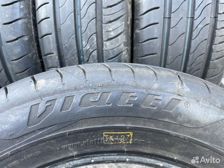 Viatti Strada 2 (V-134) 185/65 R15 92V