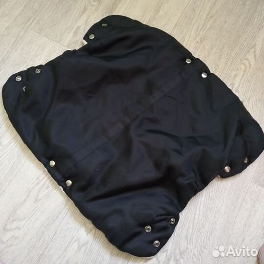 Муфта для коляски для рук на кнопках