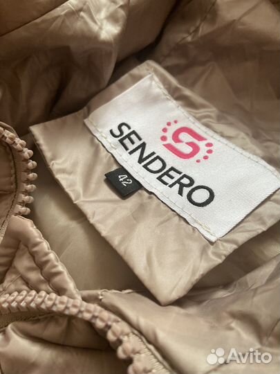 Пуховик женский 42