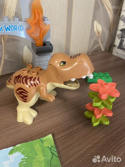 Lego duplo парк динозавров 10949