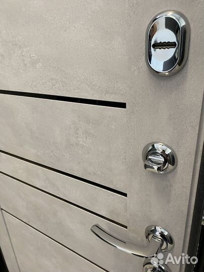 Дверь входная