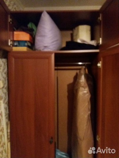 Шкаф