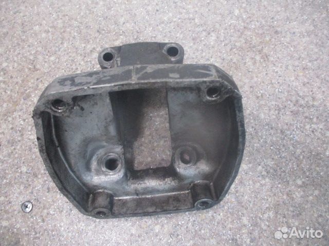 Кронштейн пгу Scania 1543751