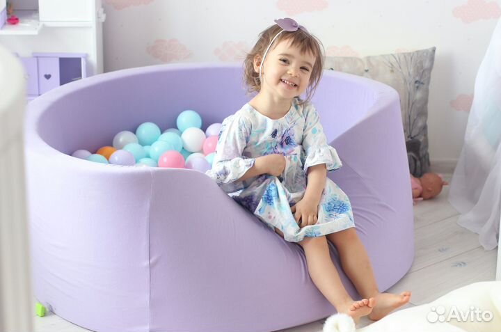 Сухой бассейн с шариками