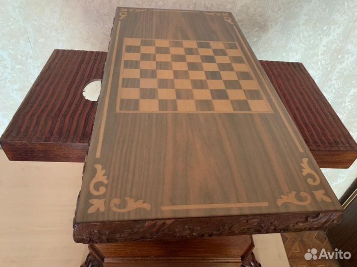 Стол для игры в нарды