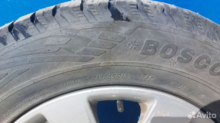 Viatti Bosco Nordico V-523 215/65 R16