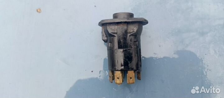 Выключатель задних противотуман.фонарей бмв е12