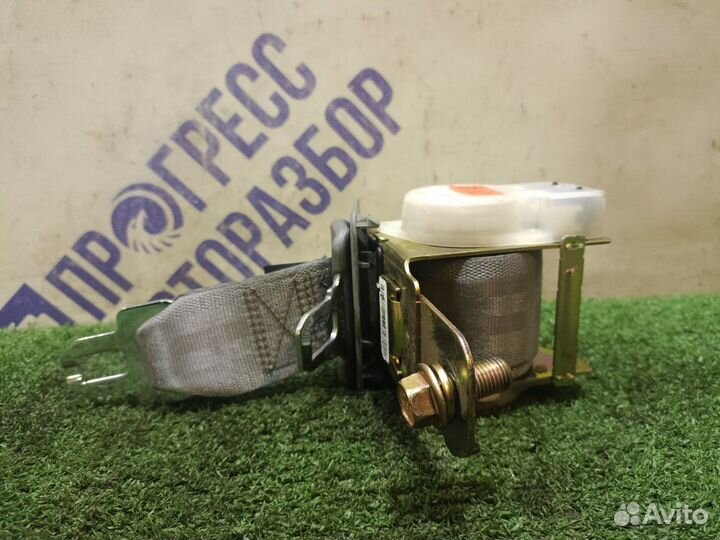 Ремень безопасности задний Hyundai Elantra 3 Xd2