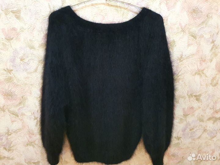 Свитер женский из ангоры